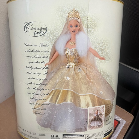 Vintage 2000 Celebration Barbie - Picture 2 of 5